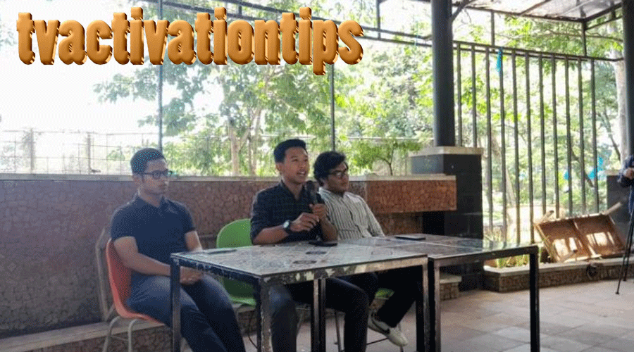 Beredar Baliho Tandingan ‘Jokowi Former student UGM Withering Membanggakan